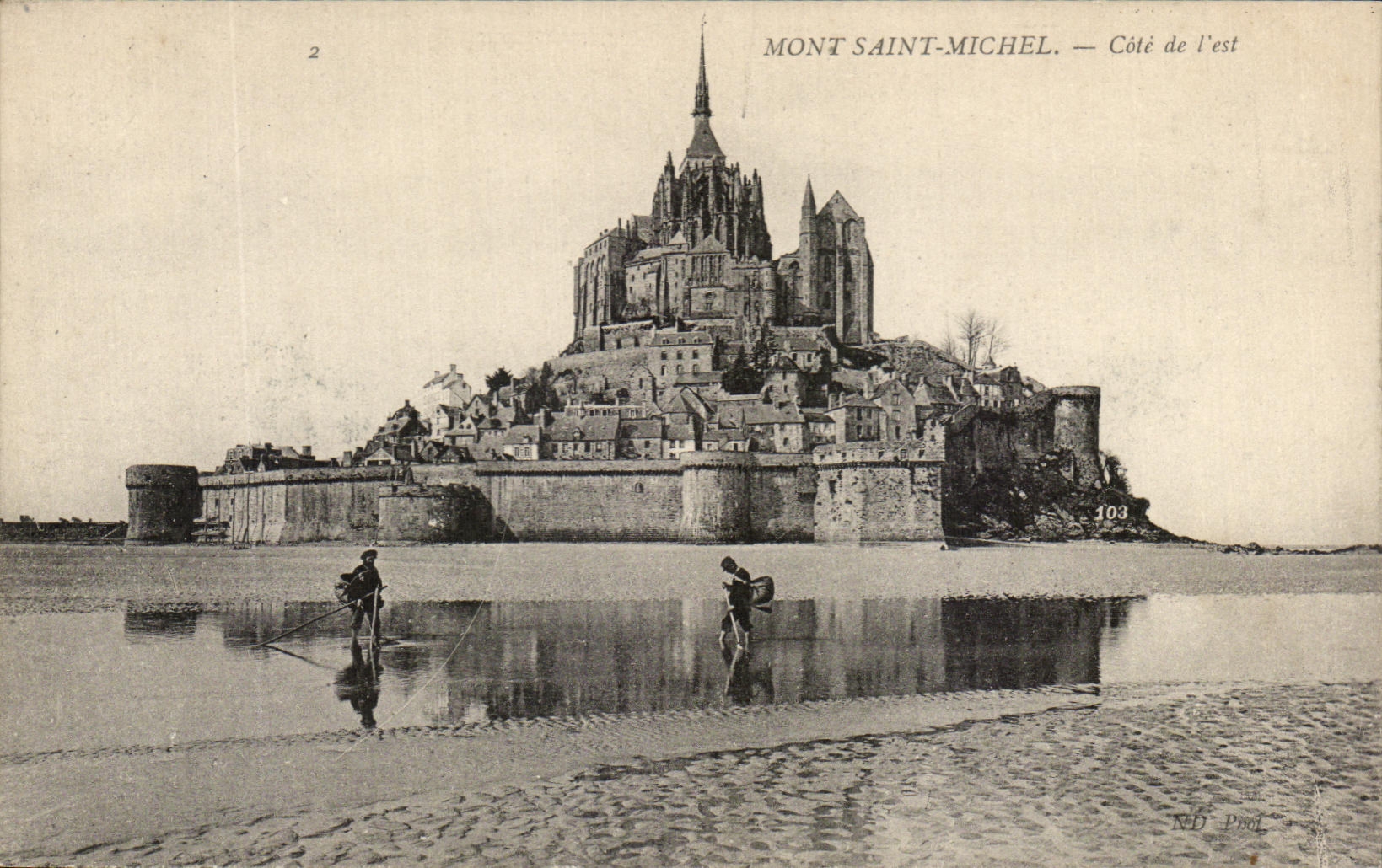 CPA Le Mont Saint Michel Cote sud l'est pecheurs