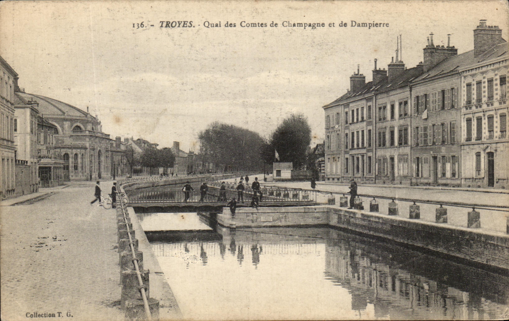 CPA Troyes Quay of the Counts de Champagne and Dampierre