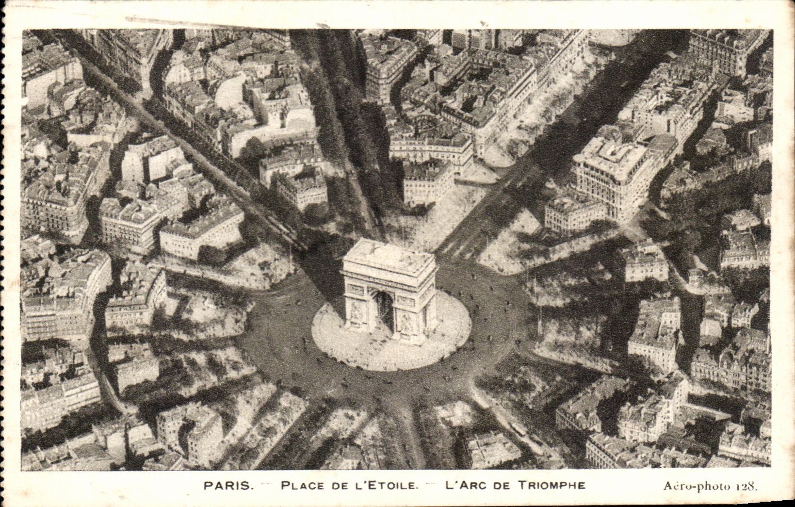 CPA Paris coloca Etoile Arc De Triomphe
