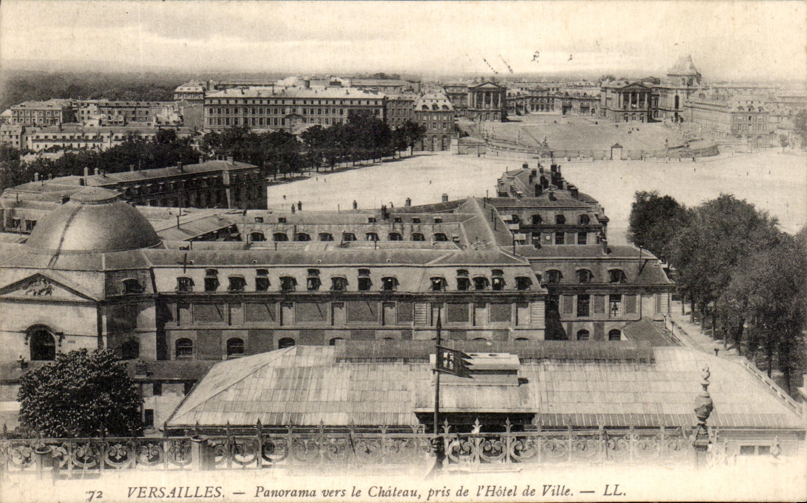 CPA Versailles Panorama vers le Chateau Pris de l'Hotel de Ville
