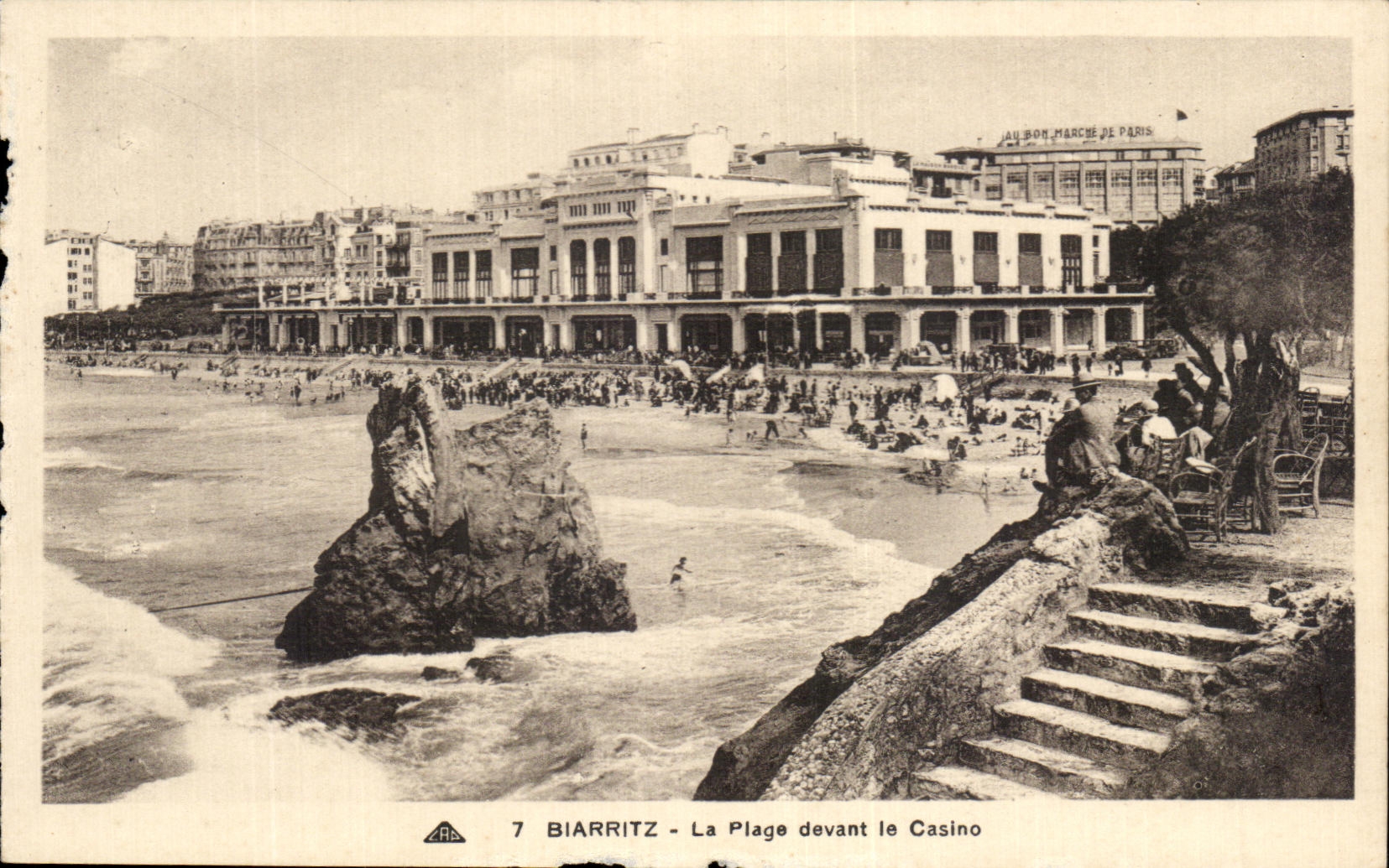 CPA Biarritz La Plage devant le Casino 