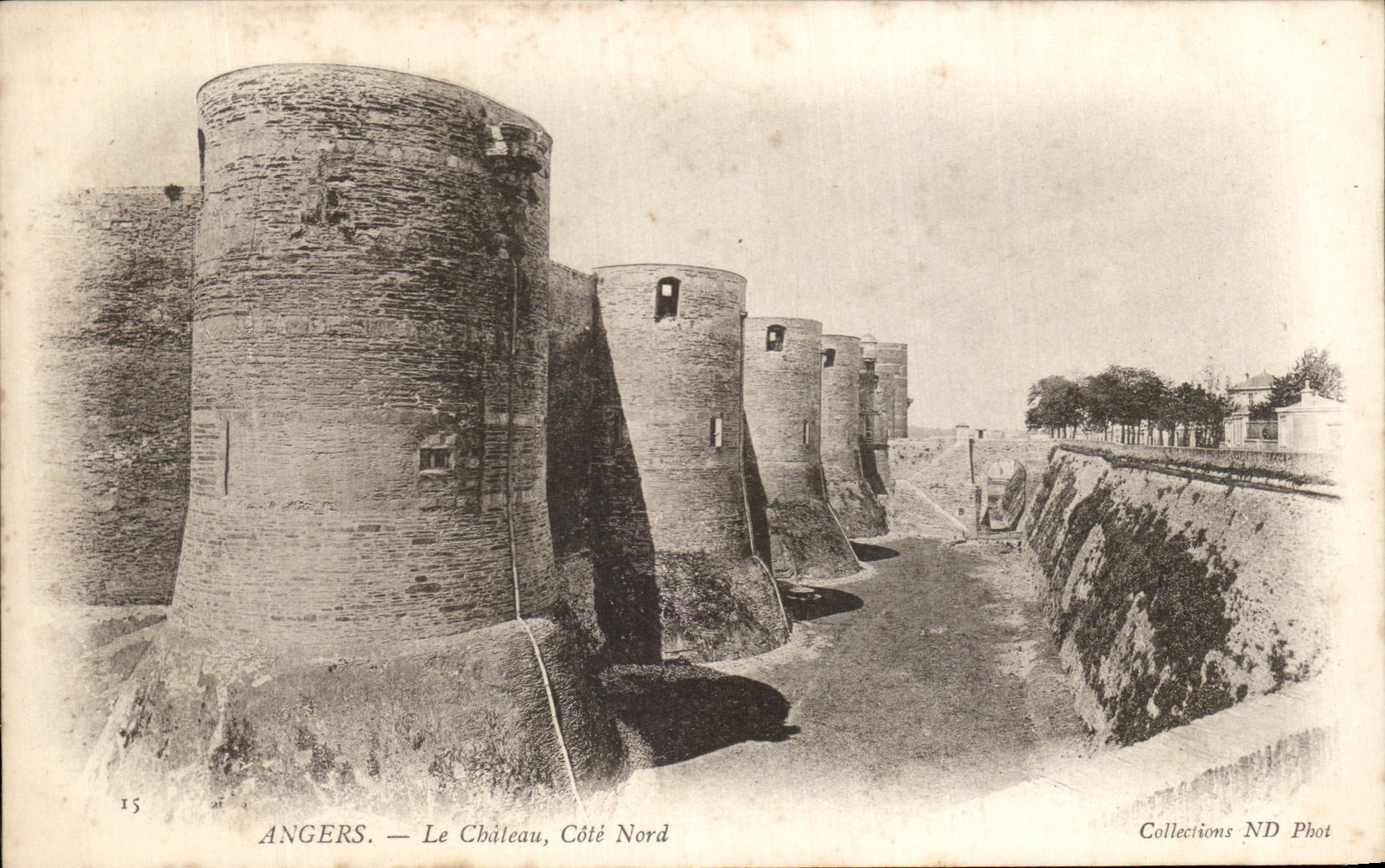 CPA Angers Le Chateau Cote Nord