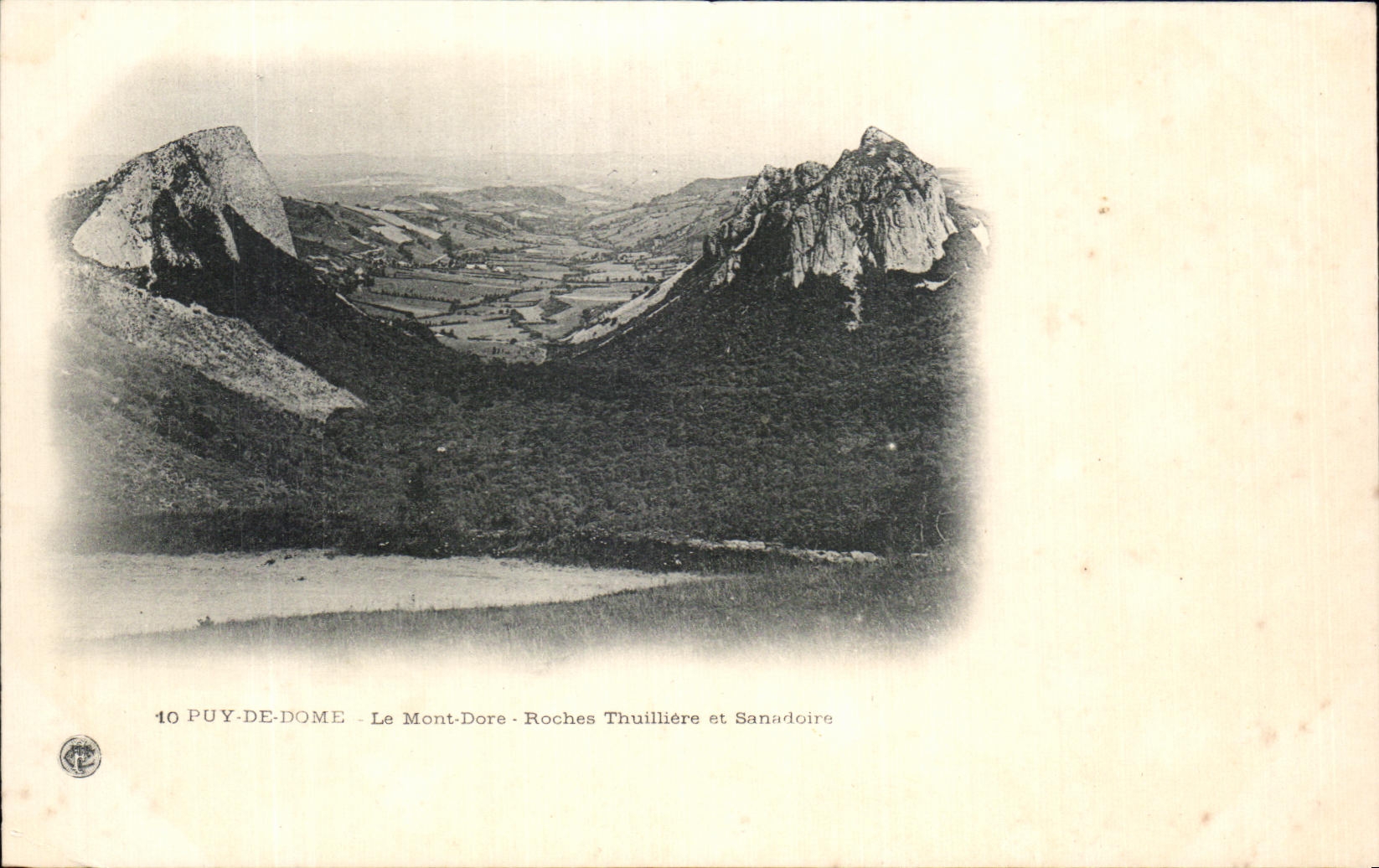 CPA Puy De Dome the Mount gilds Roches Thuilliere St Sanadoire