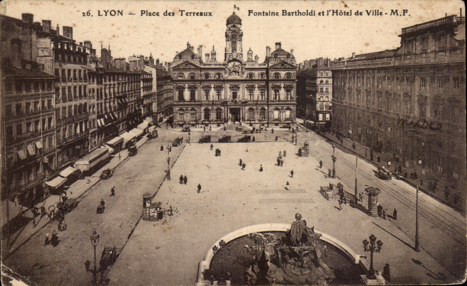 CPA Lyon Places Composts Bartholdi Fountain and the Town hall