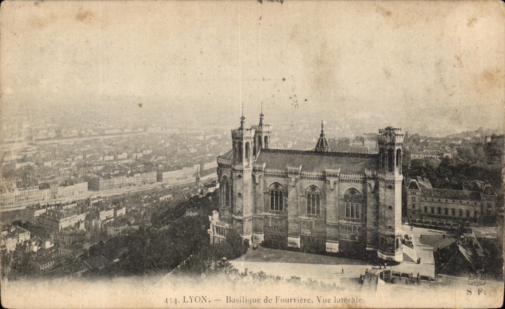 CPA Lyon Basilica of Fourviere Seen side
