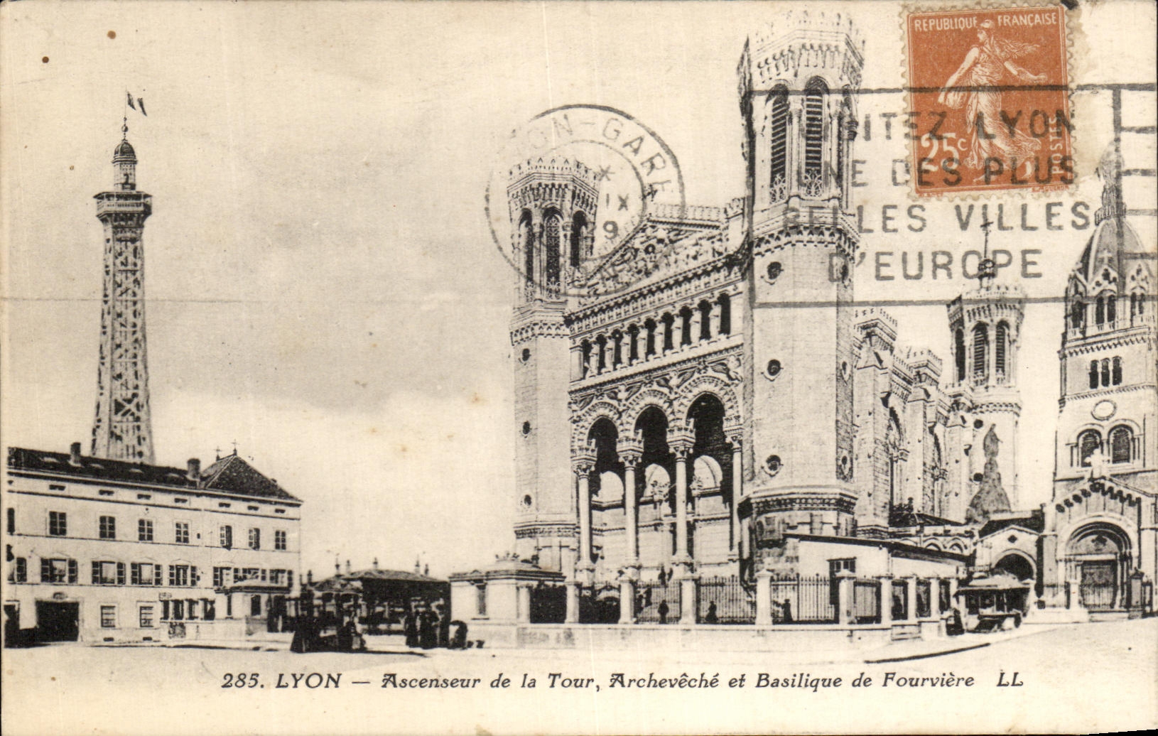 CPA Lyon Elevator of the Tower Archbishop's palace and Basilica of Fourviere