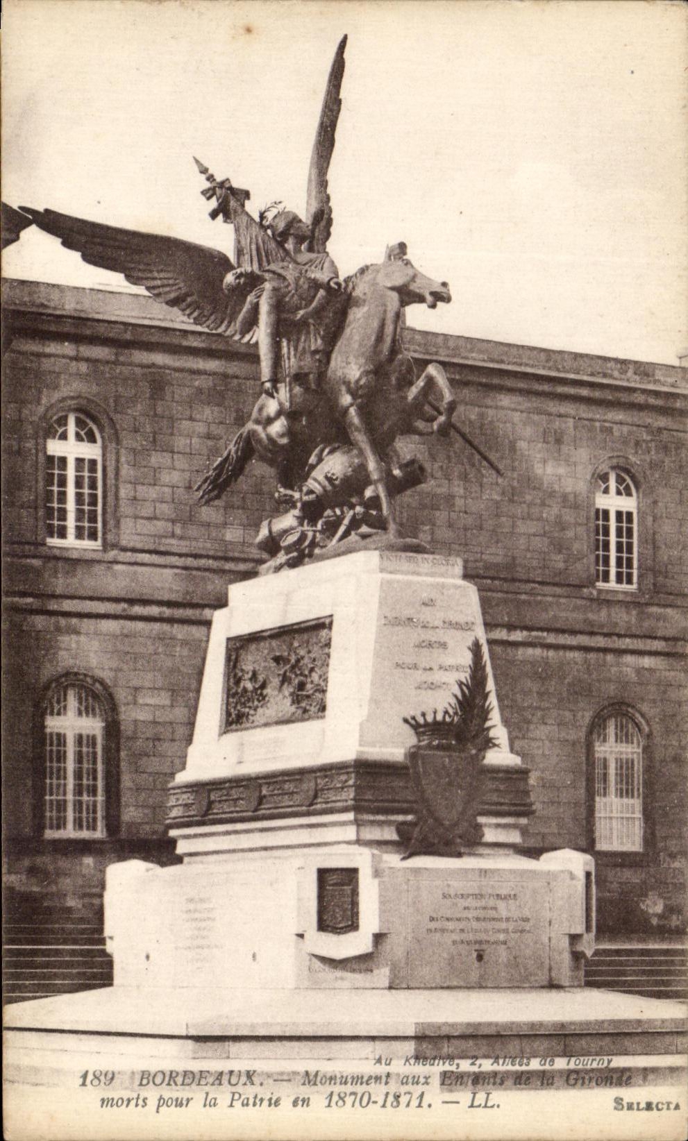 CPA Bordeaux Monument aux enfants de la Gironde morts pour la patrie en 1870 1871 Militaria