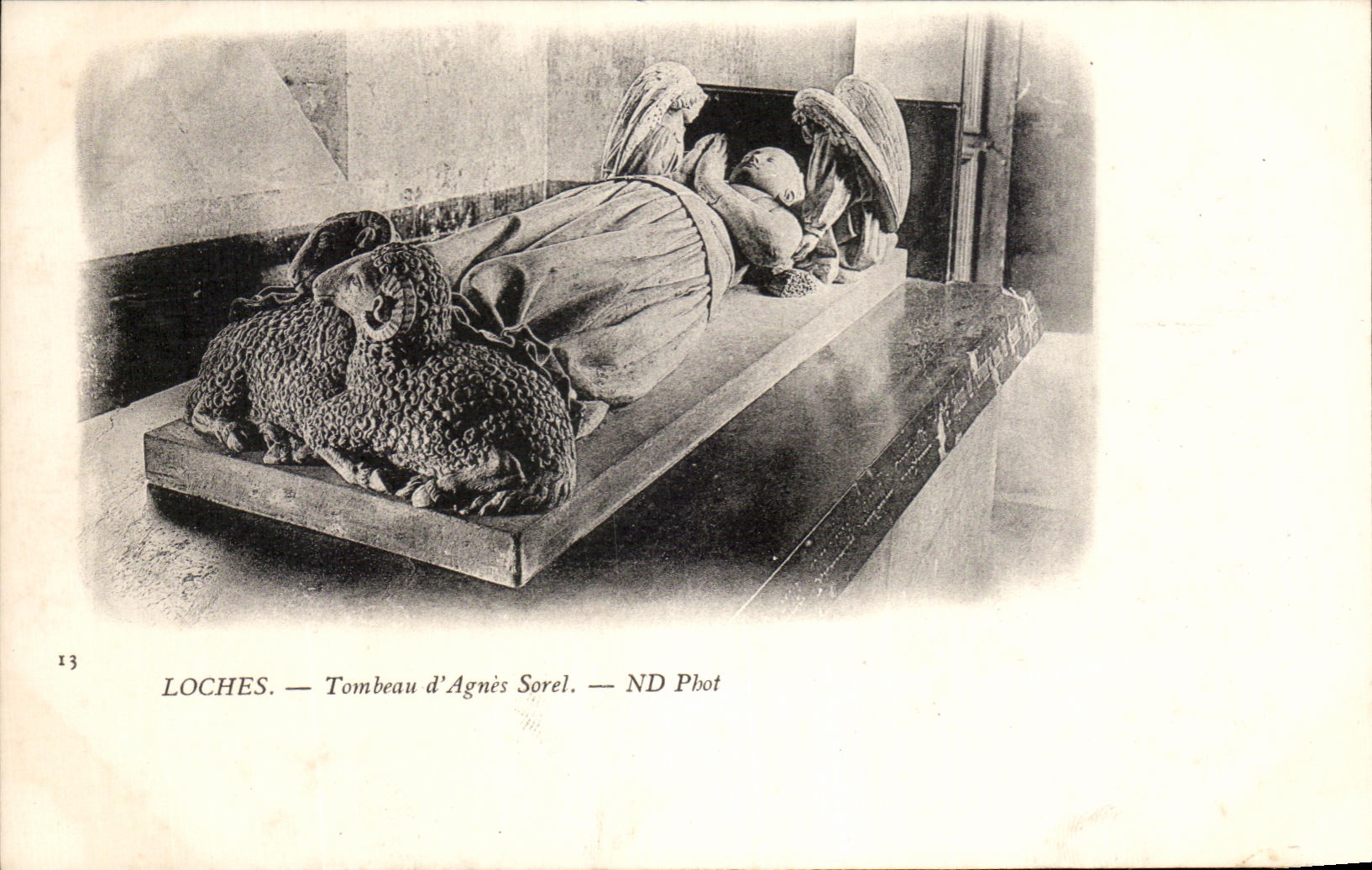CPA Loches Tombeau d'Agnes Sorel 