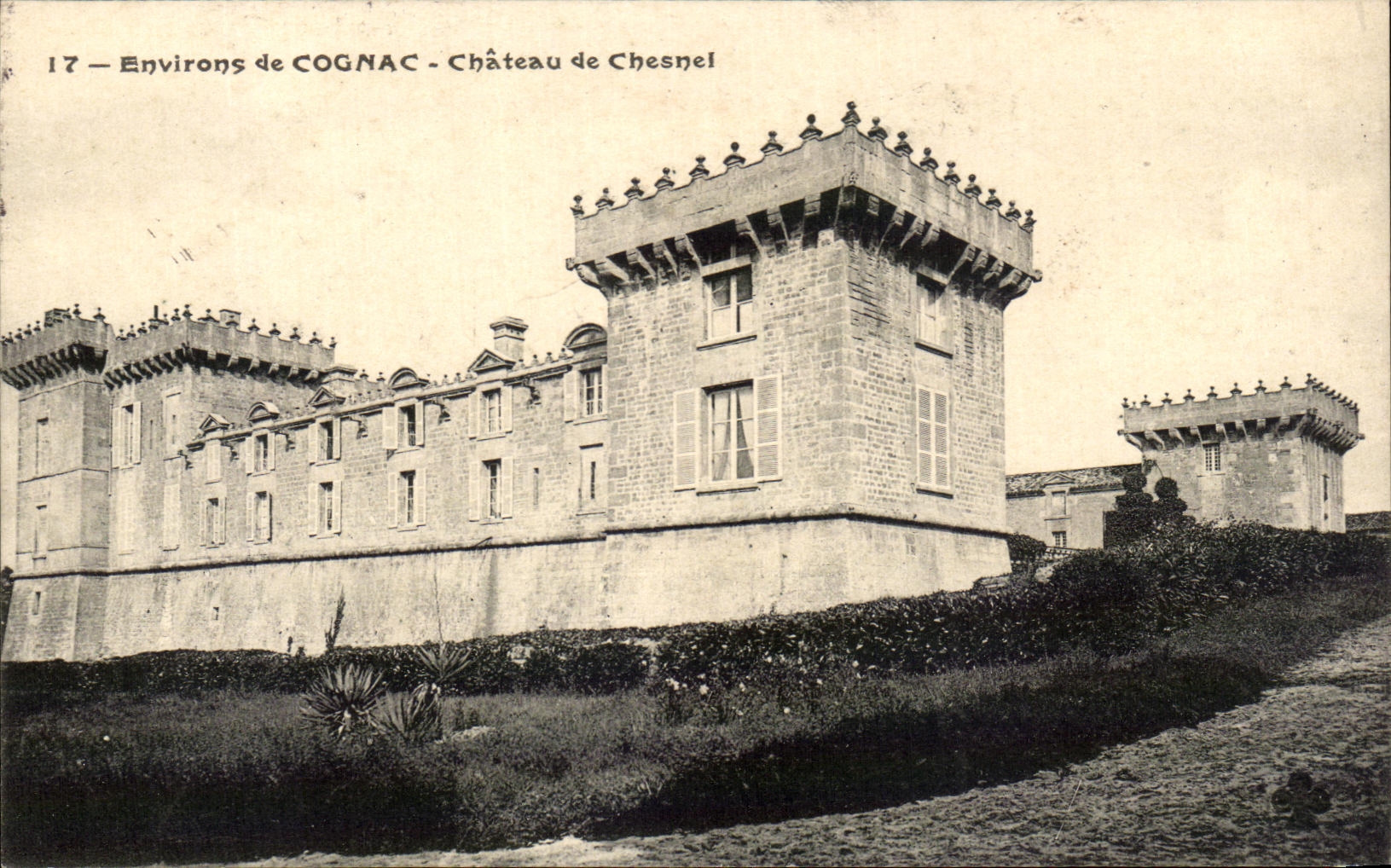 CPA Church del castillo del conac de Chesnel