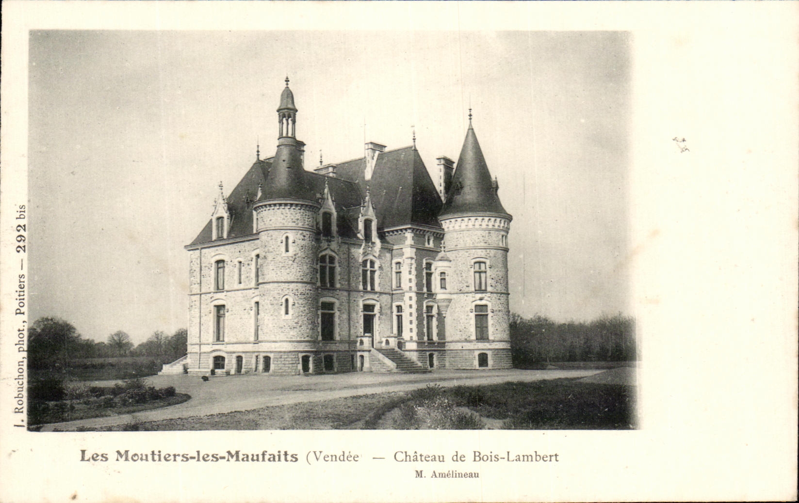 CPA Les Moutiers les Maufaits Chateau de bois Lambert