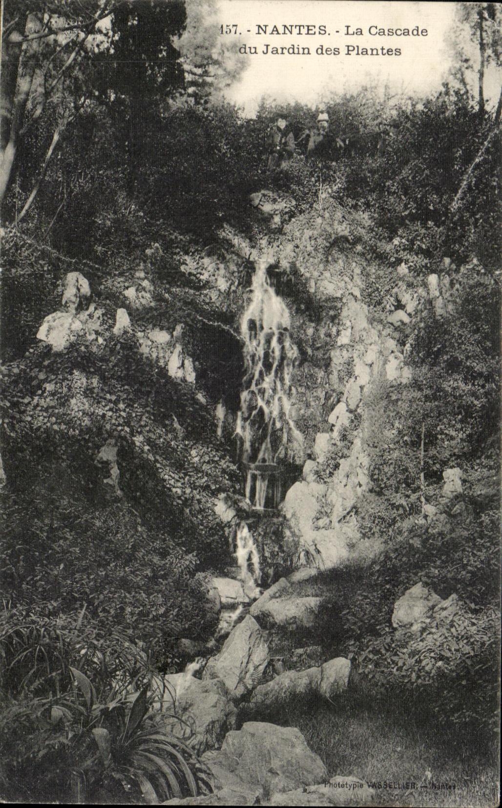 CPA Nantes the Cascade Of the Botanical garden