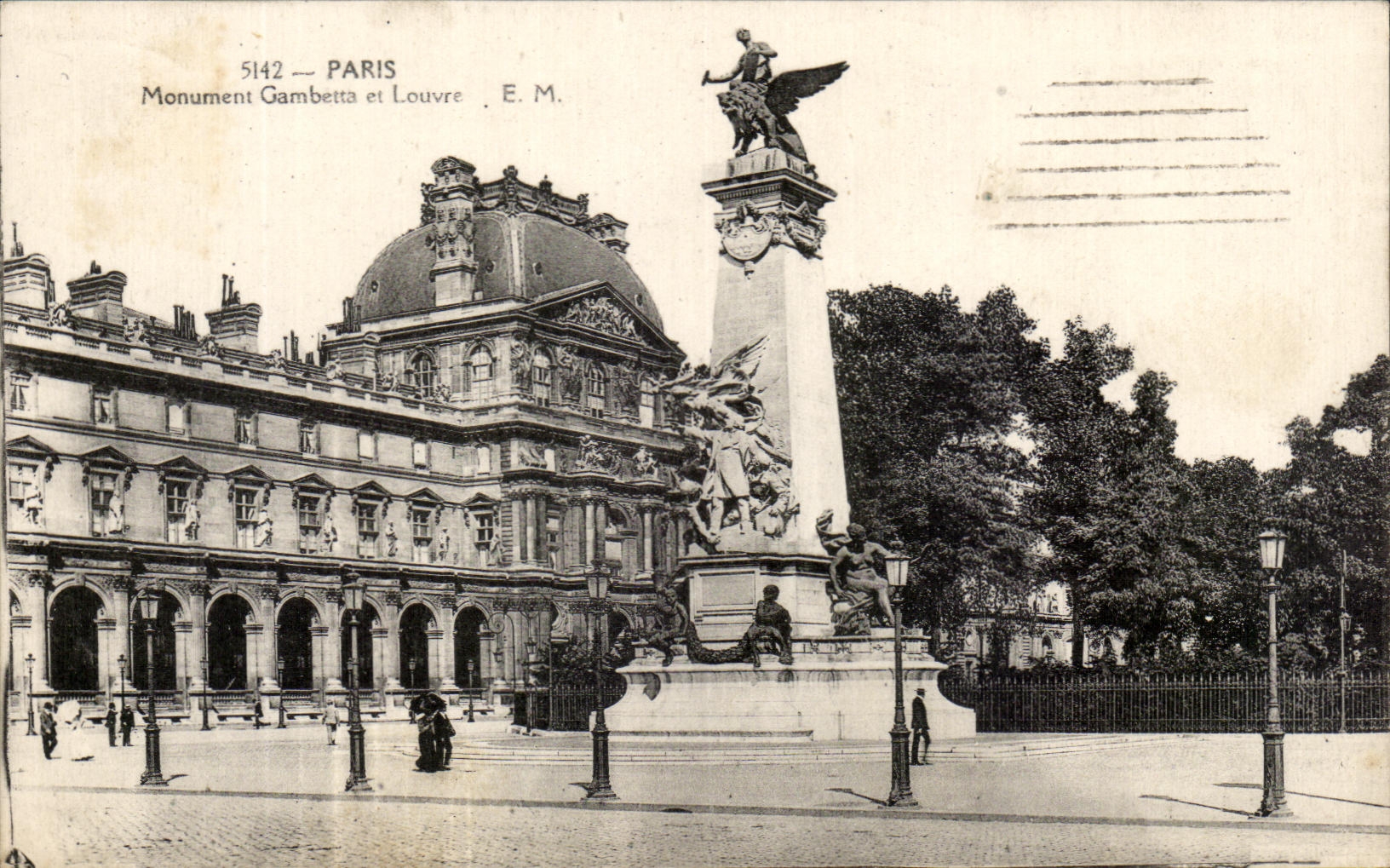 CPA Paris Monument Gambetta and Louvre
