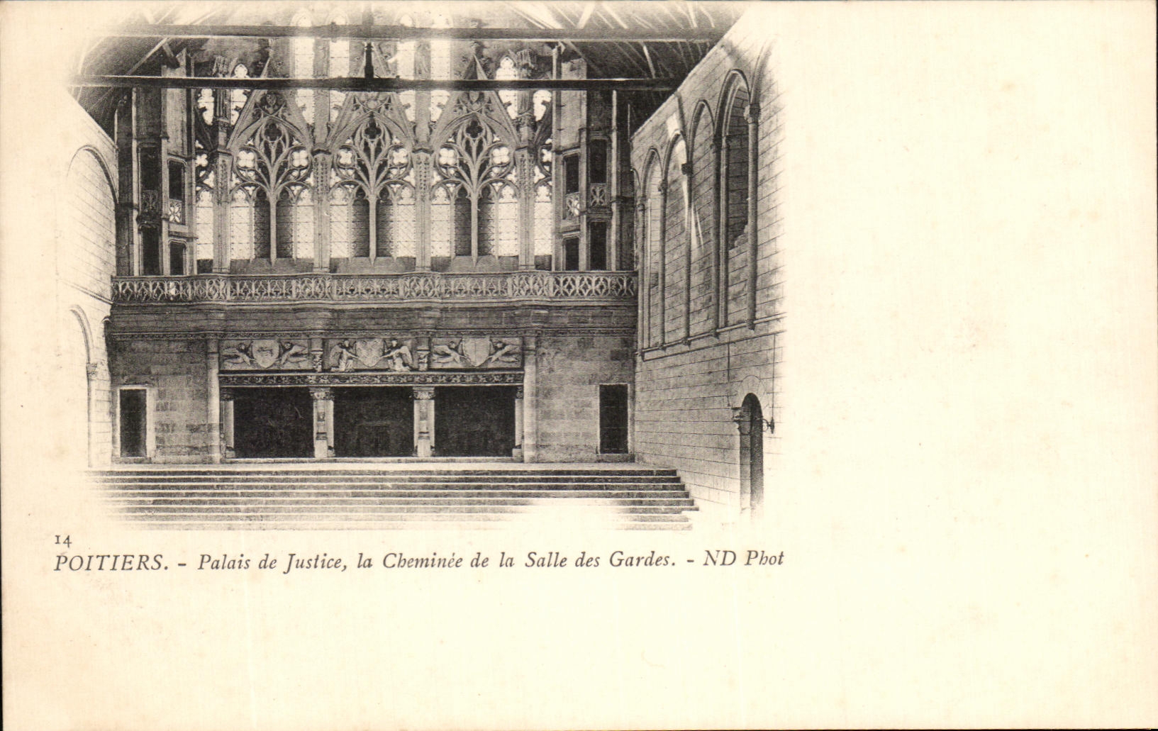 CPA Poitiers Law courts Walks on it of the Room of the Guards