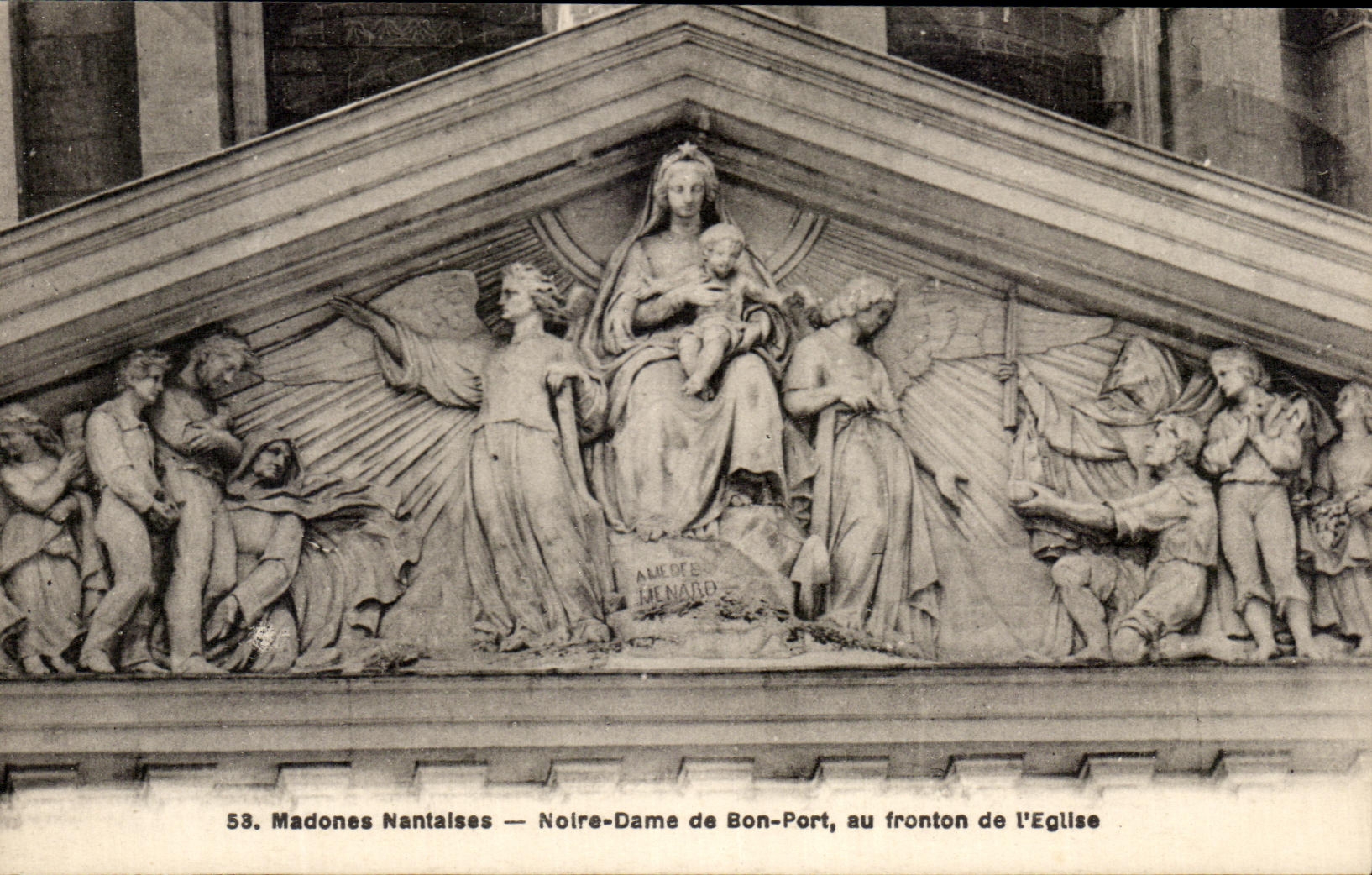 CPA Nantes Madonna Notre Dame Of good port To the Pediment Of the Church