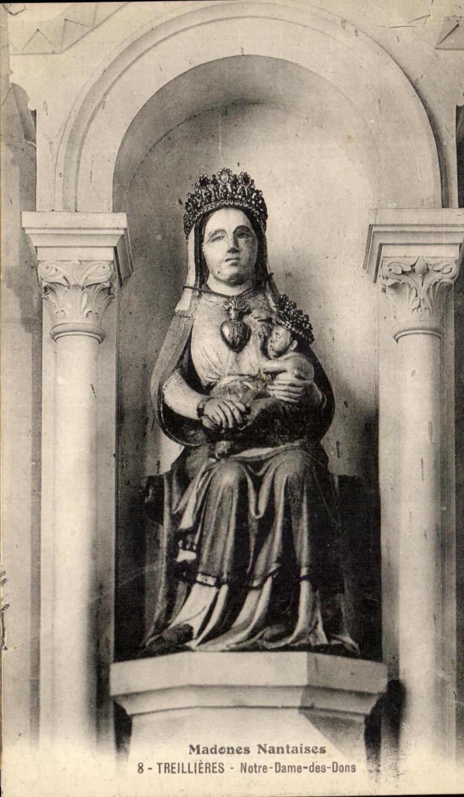 CPA Nantes Madonna Treilliers Our lady of the Gifts