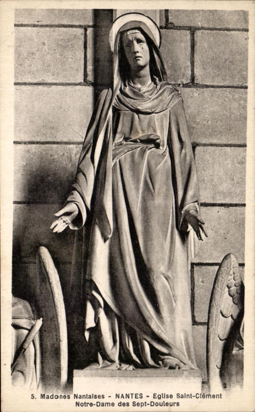 CPA Nantes Madonna Nantes Church Saint Clement Our lady of the Seven Pains