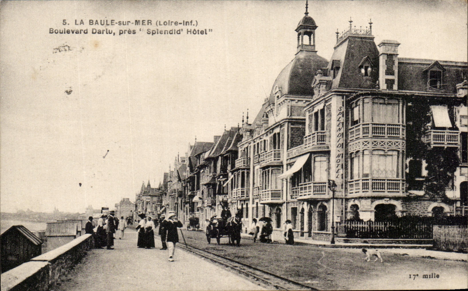 CPA La Baule on Sea Darlu Boulevard close Splendid Hotel