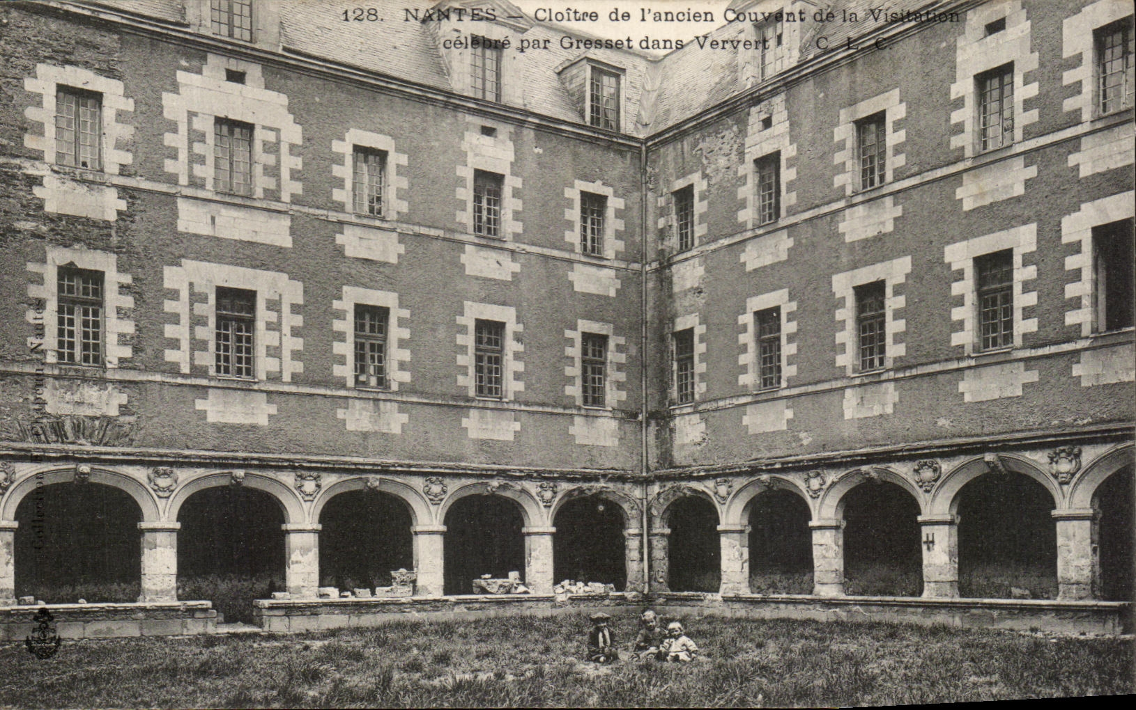 CPA Nantes Cloitre of old Brooding Visitation celebrates by Gresset in Ververt