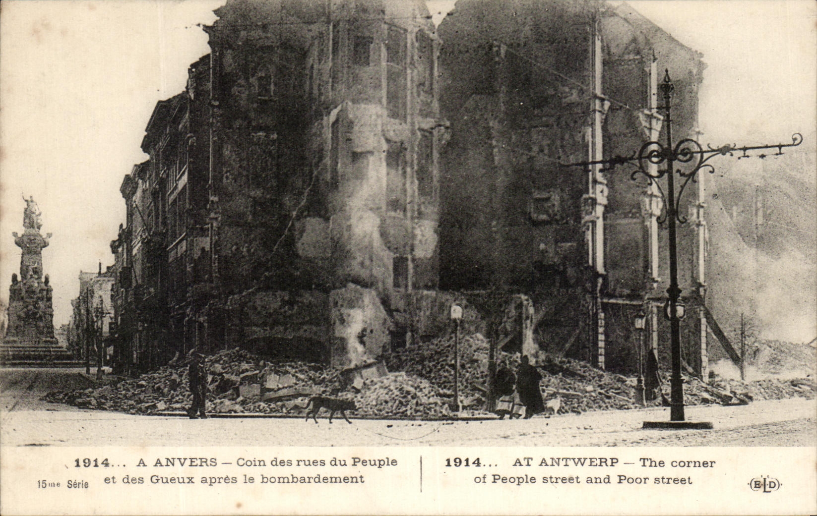 Esquina de CPA Amberes de las calles de la gente y del Gueux despues del bombardeo de Militaria