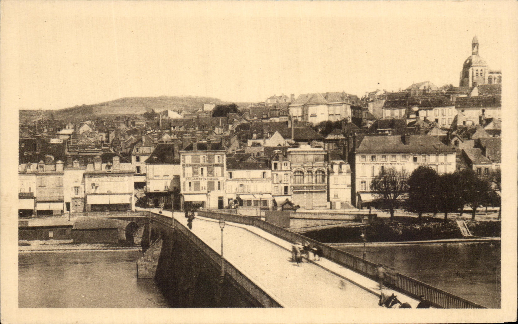 CPA Joigny View taken of the Bridge