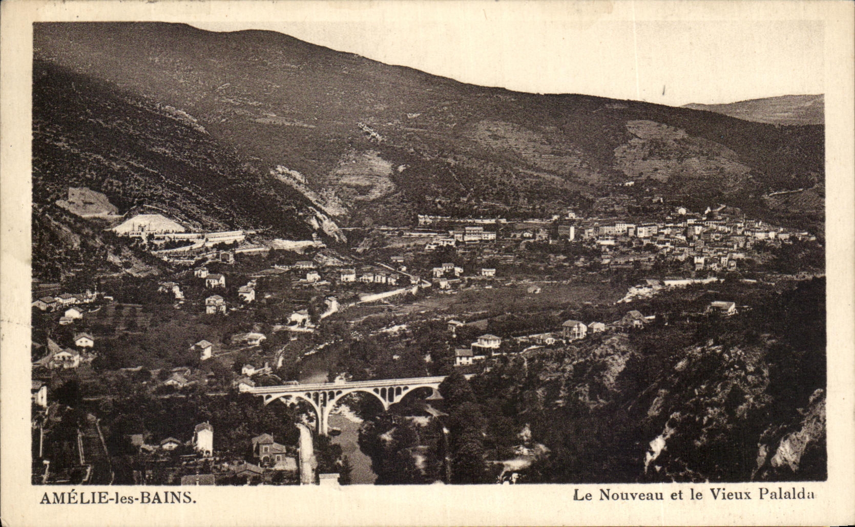 CPA Amelie les Bains Le Nouveau et le Vieux Palalda