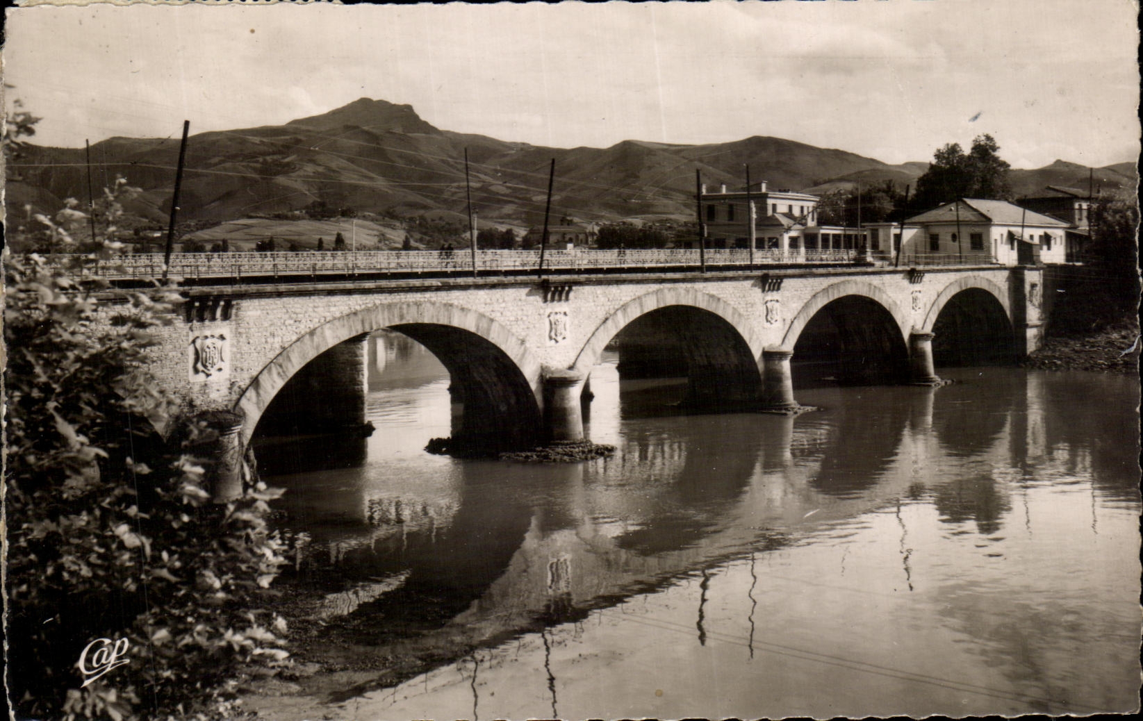 CPA Hendaye Free Spanish Border the Port