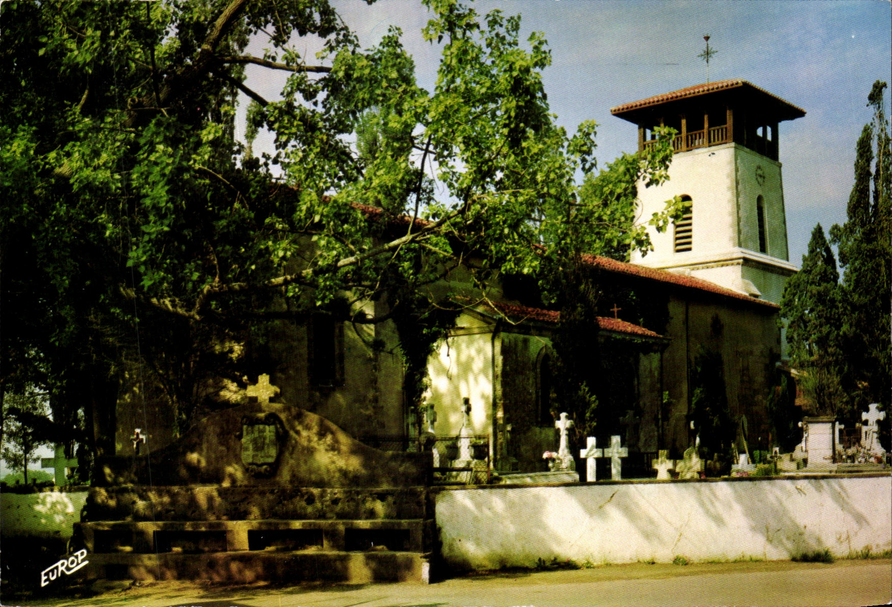 MODERN CARD Arcangues the Church and the Old Seigneurial bench