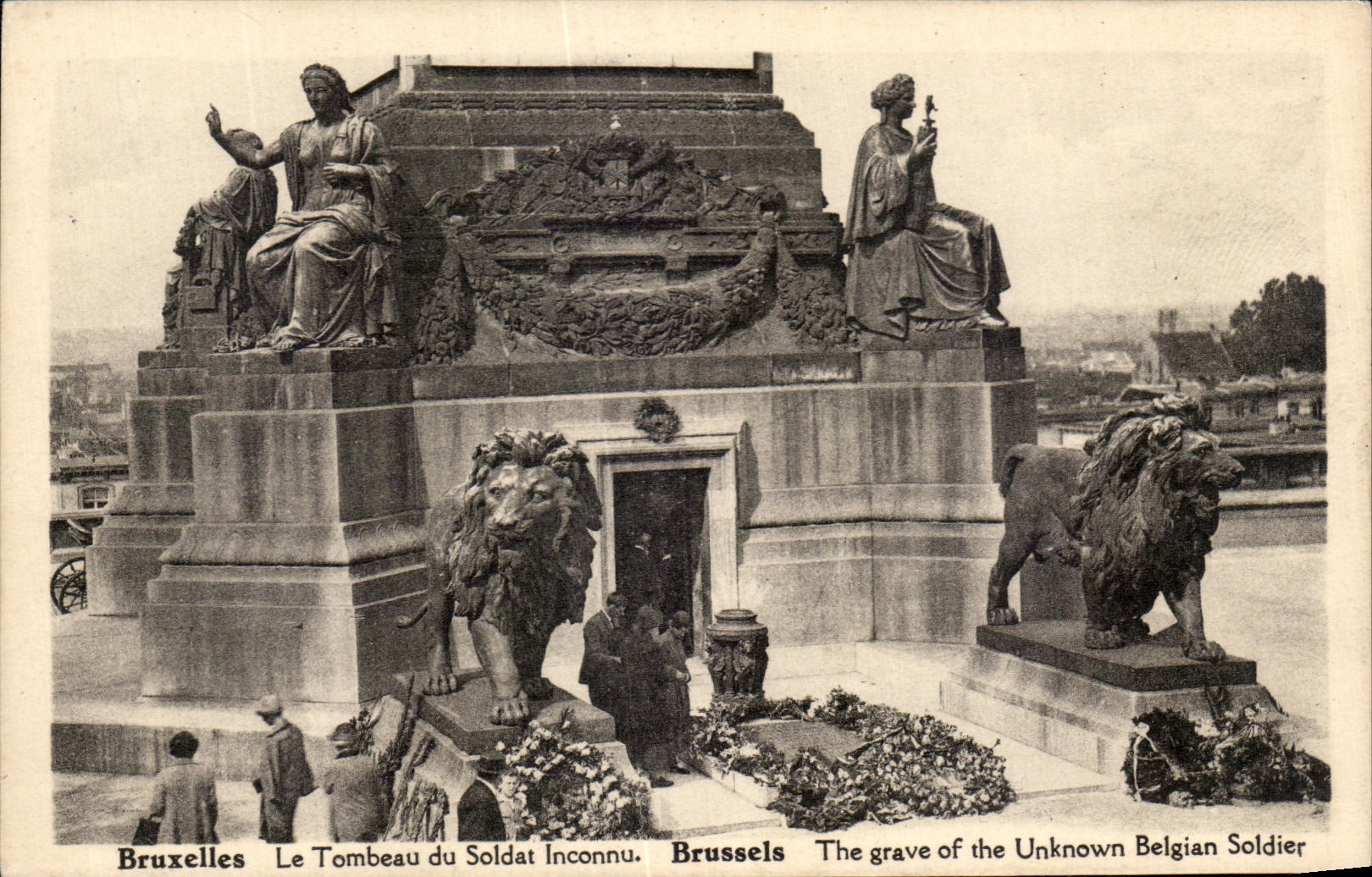 CPA Bruselas la tumba de los leones del soldado desconocido