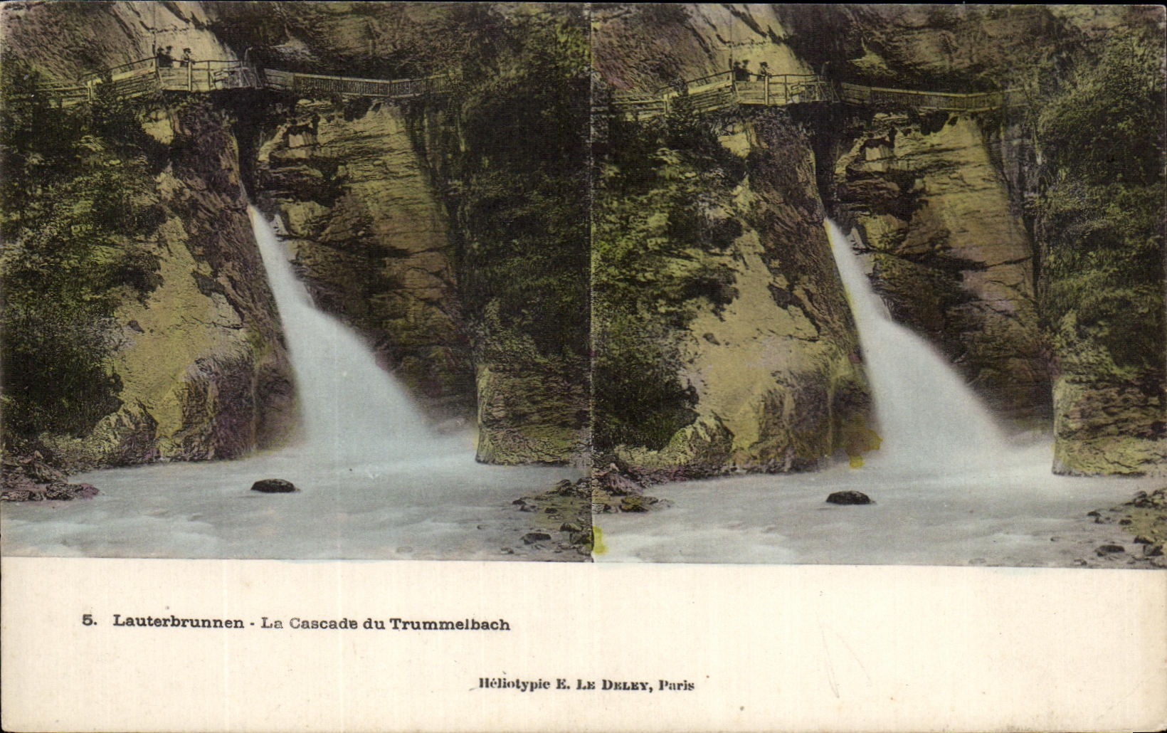 CPA Lauterbrunnen La cascade du Trummelbach 
