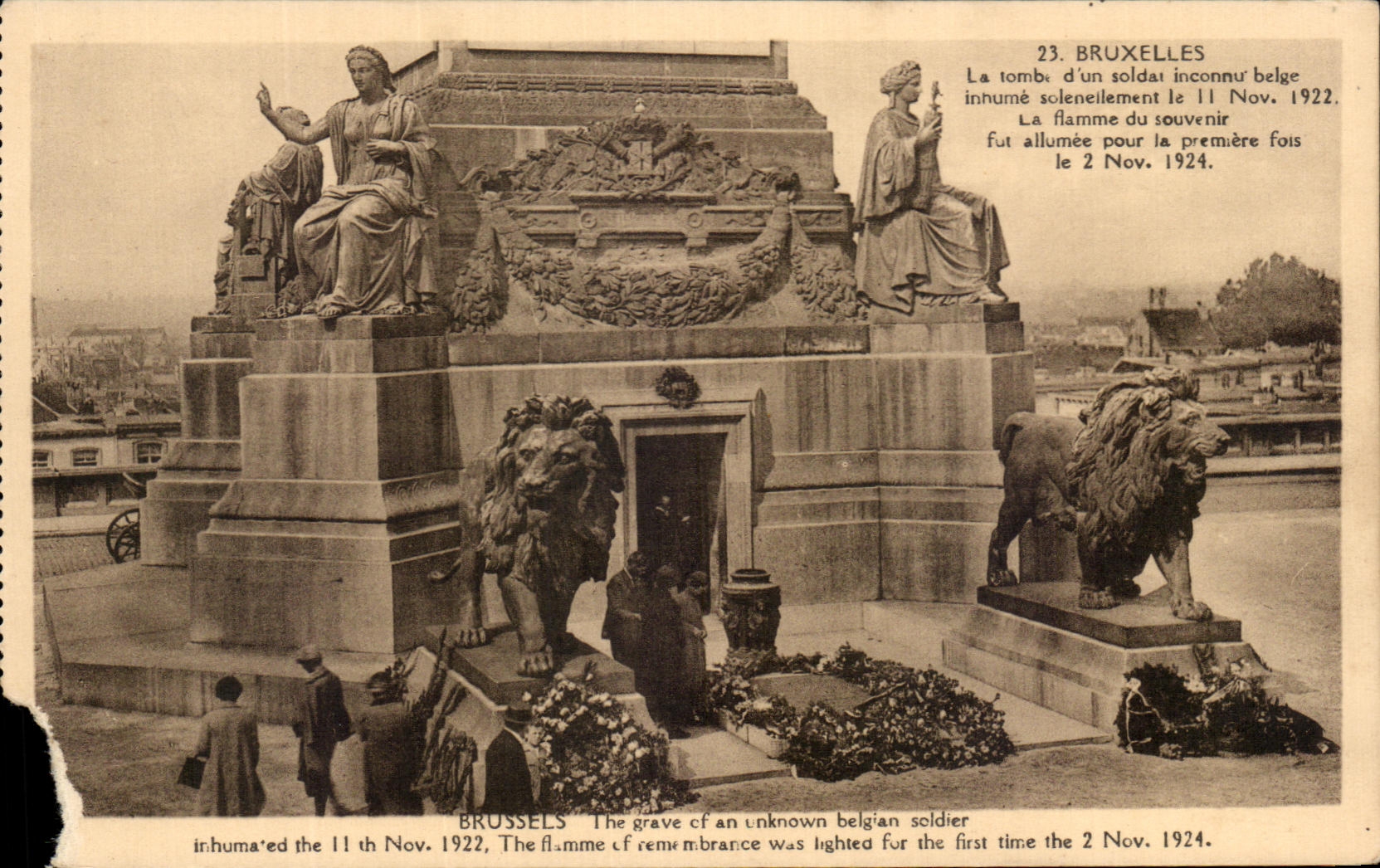 CPA Bruselas las tumbas de los leones belgas de un Militaria del soldado desconocido