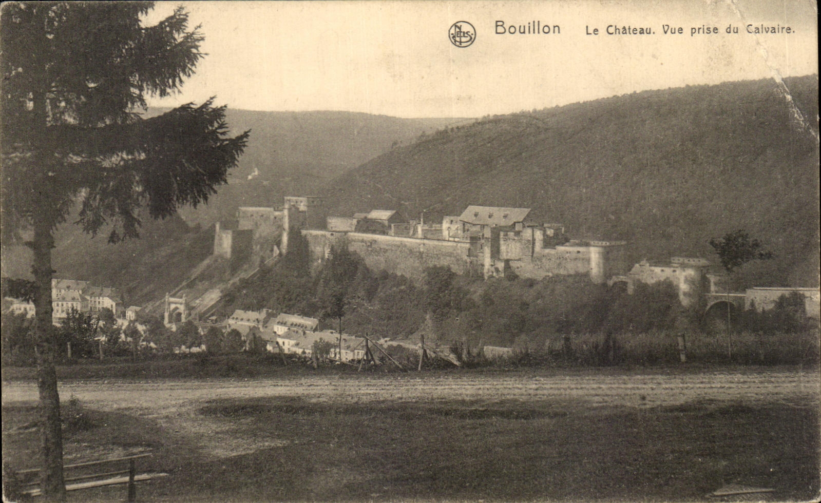 CPA Bouillon Le Chateau vue Prise Du Calvaire