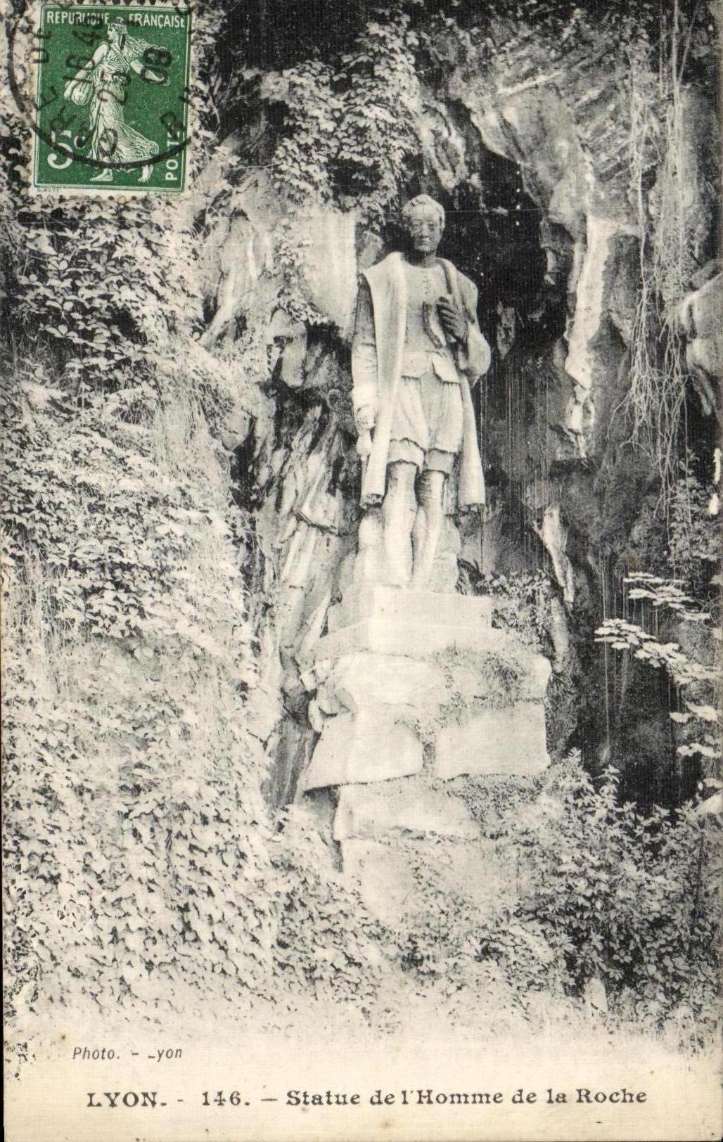 CPA Lyon Statue of the Man of the Rock