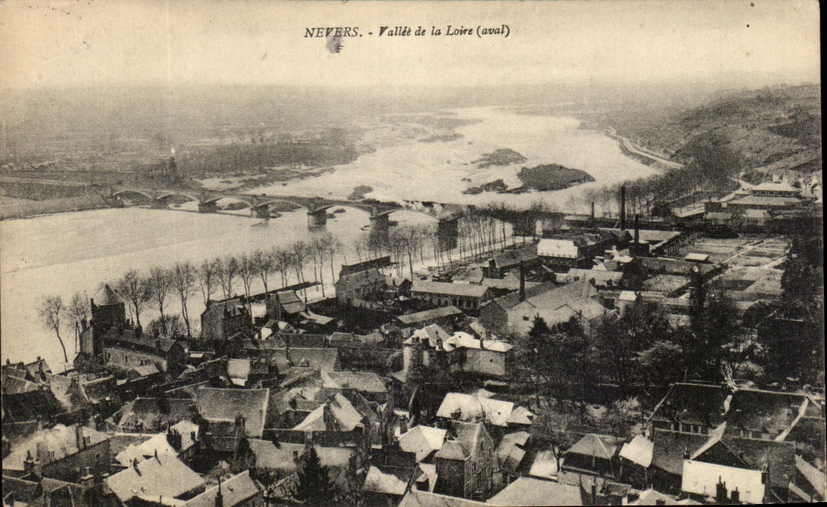 CPA Nevers el valle de Loire