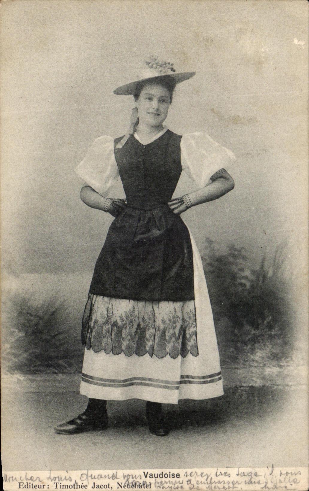 CPA Vaudoise Suisse Costume Folklore Femme