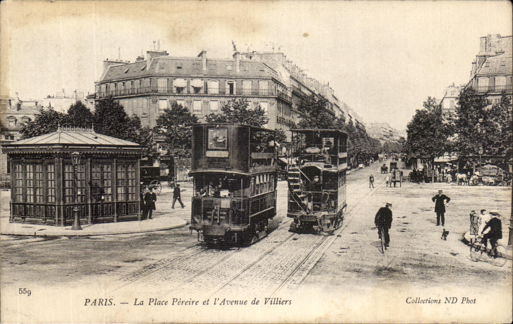 CPA Paris the Place Pereire er the Avenue of Villiers Double decker bus