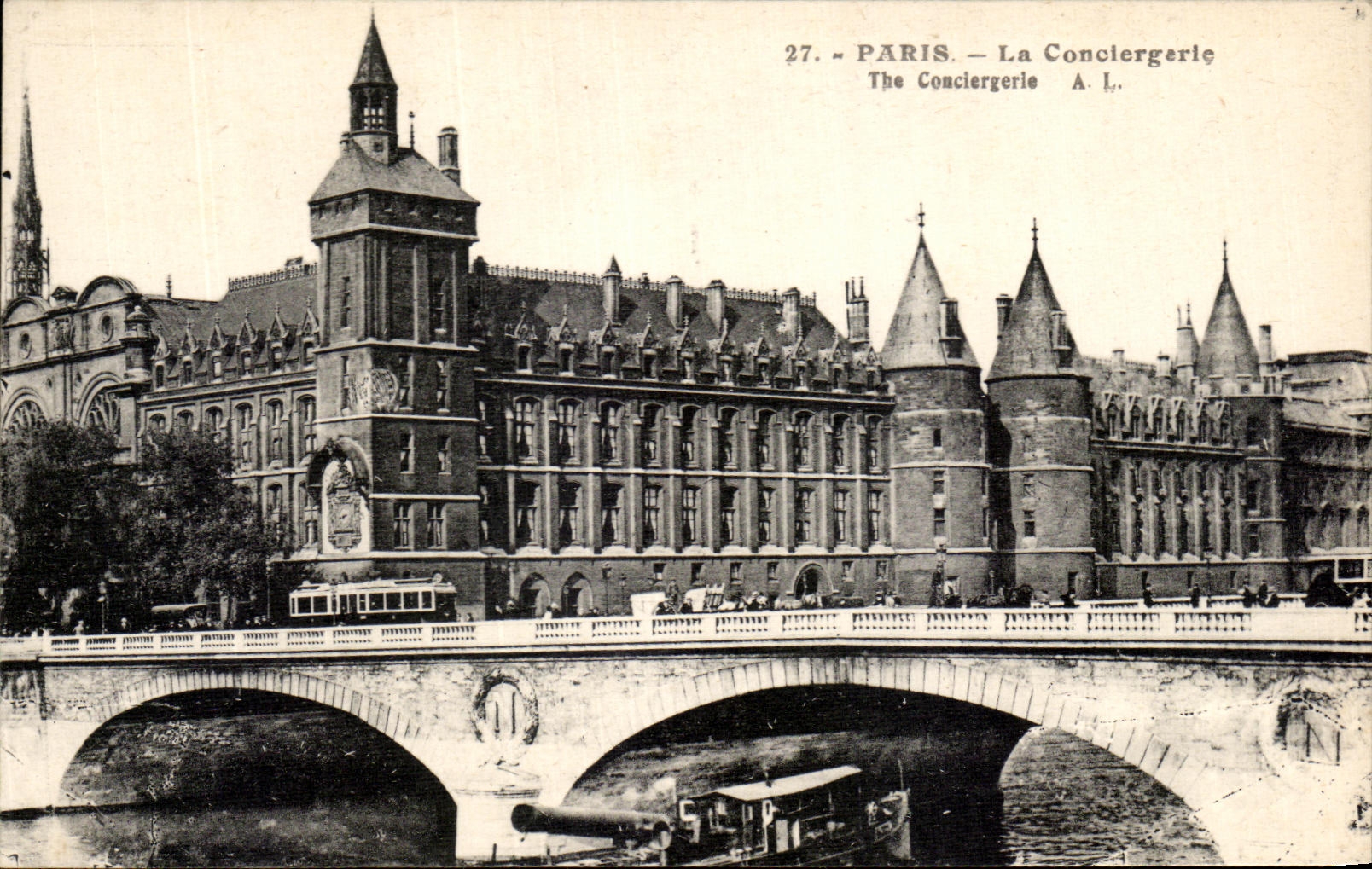 CPA Paris Conclergerie Boat