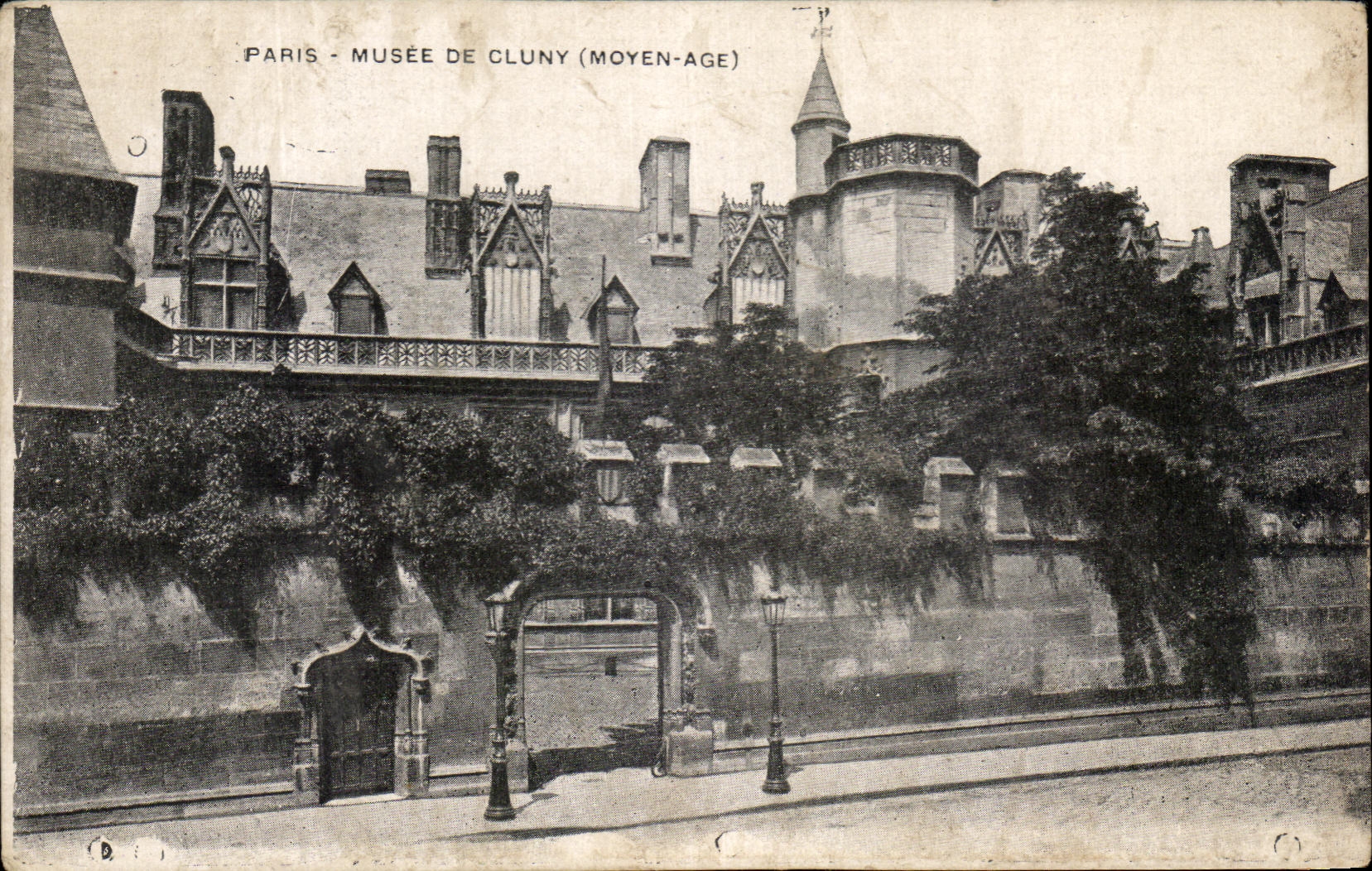 CPA Paris Musee De Cluny (the Middle Ages)