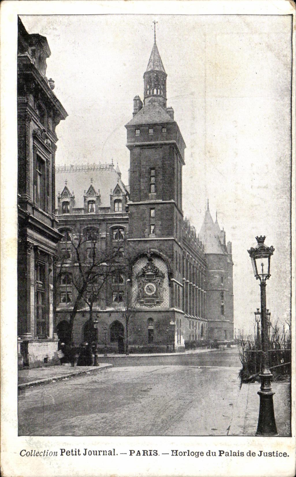 CPA Collection Small Newspaper Paris Horlogne of the Law courts