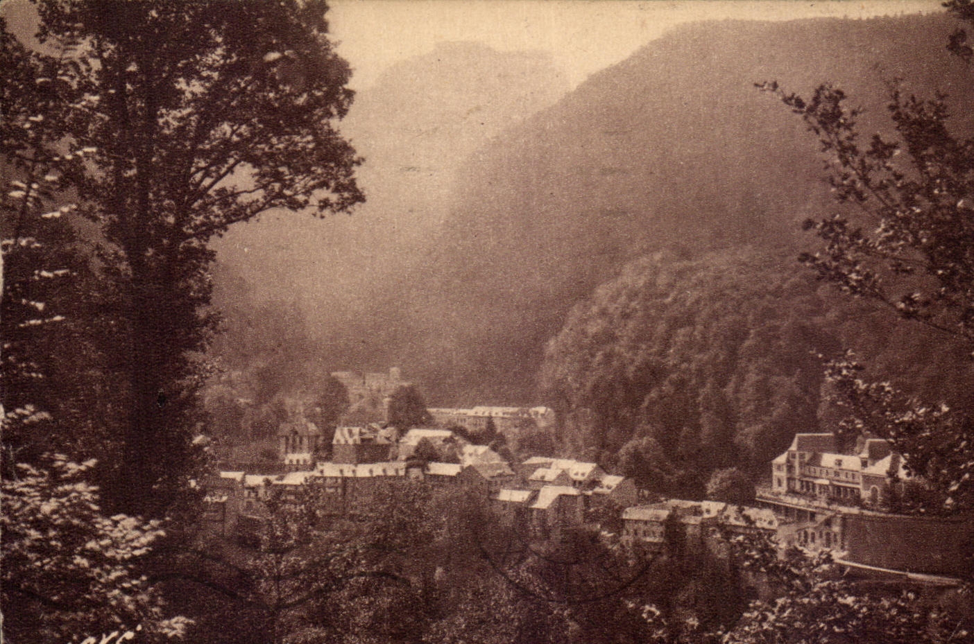 CPA Good Water View Not departure or of arrival of the thermal road