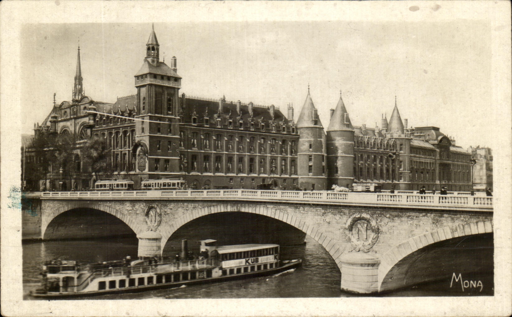 CPA Les Petits Tableaux De Paris La Conciergerie La Tour De l'Horloge Et Le Pont Au change