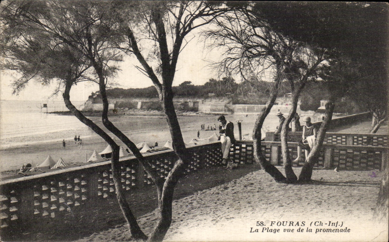 CPA Fouras the Beach Seen Of the Walk