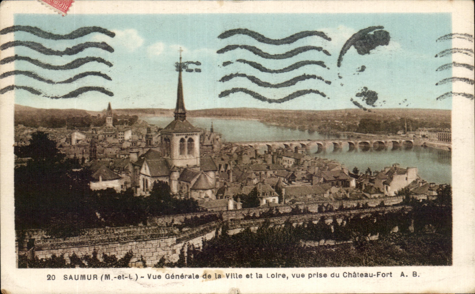CPA Saumur Vue Generale de la Ville et la Loire vue prise du Chateau Fort