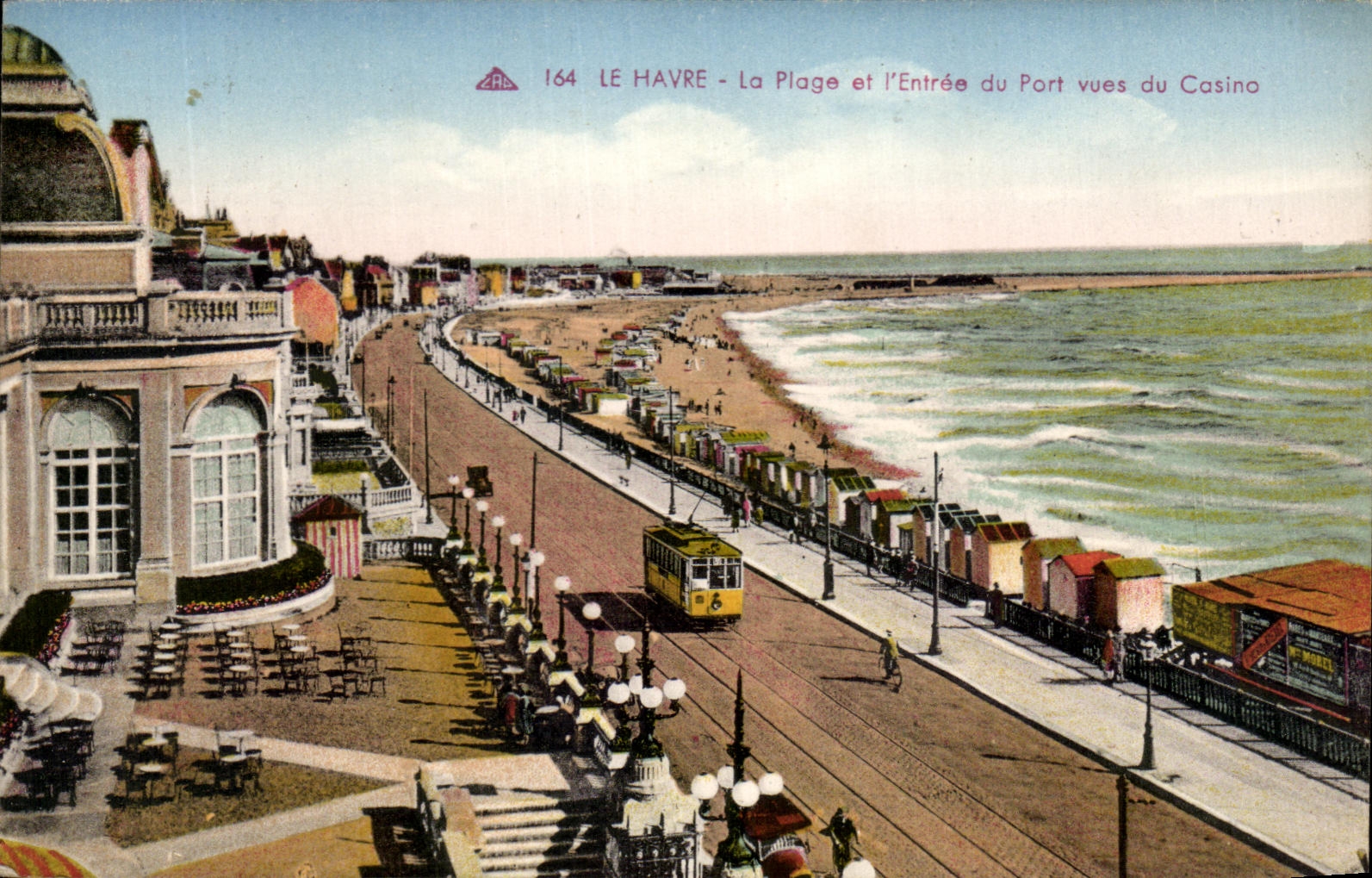 CPA La Havre La plage et l'Entree du Port vues du Casino