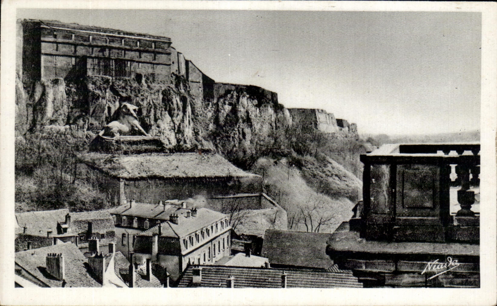 CPA Belfort the Lion seen of Tours of Saint Christophe