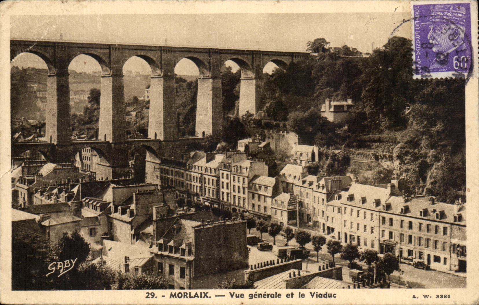 CPA Morlaix Vue Generale Et Le Viaduc