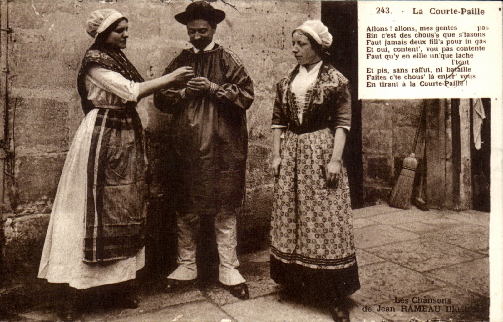 CPA La Courte Paille Folklore Costume