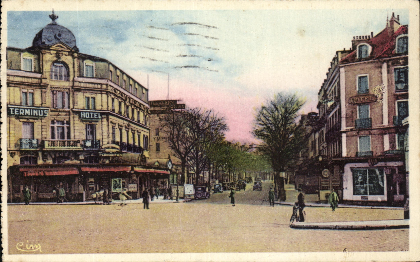 CPA Dijon Avenue Marrchal Foch And Rue Of the Terminal Hotel