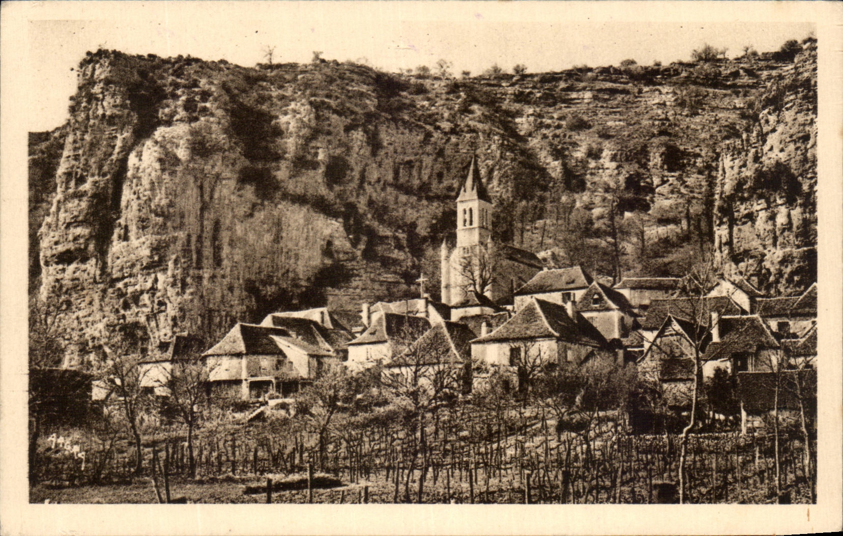 CPA Gluges Vue d'Ensemble 