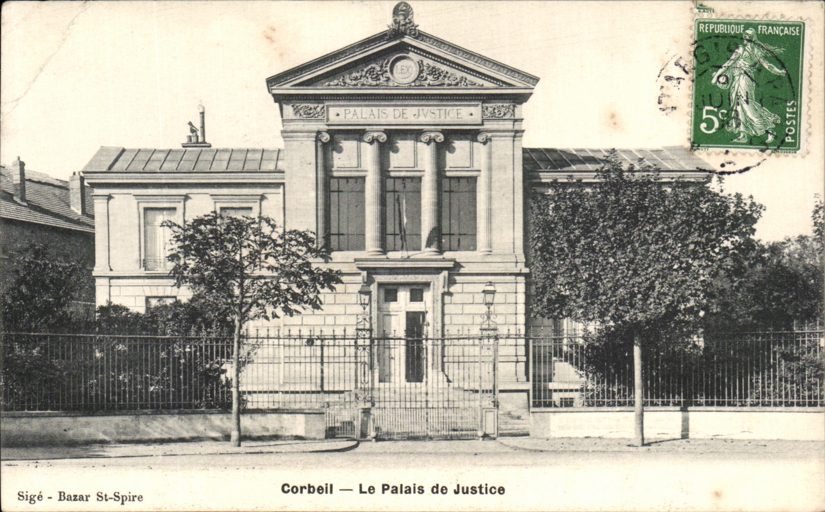 CPA Corbeil Le Palais De Justice