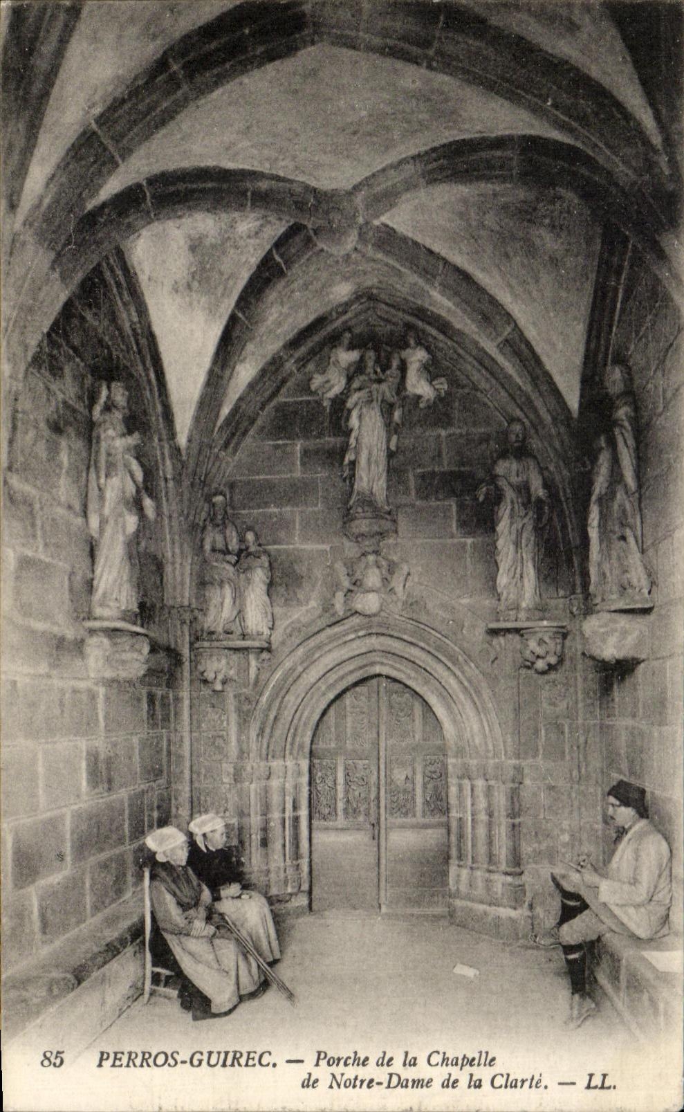CPA Perros Guirec Porch of the Vault of Notre Dame of clearness